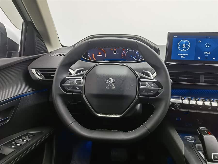 Peugeot 5008 2024 car image #12