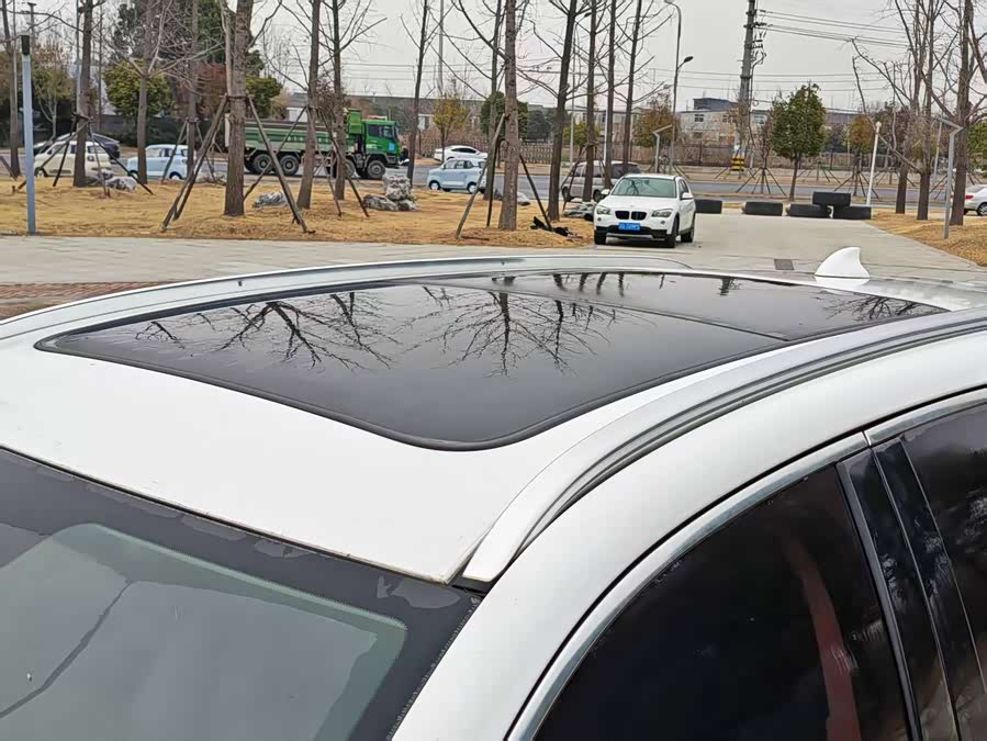 BYD Tang 2018 #12 BYD Tang 2018 car image #12