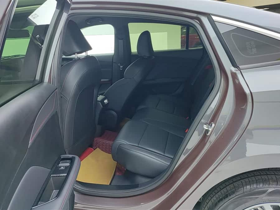 MG 5 2025 car image #12