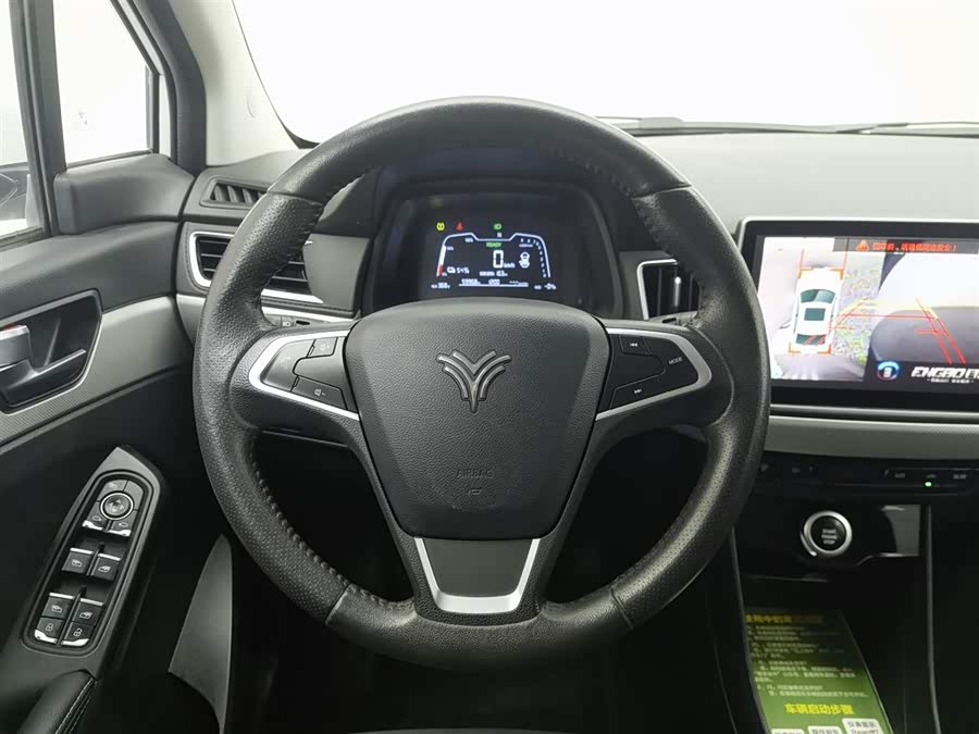 哪吒汽车 哪吒N01 2020 #12 哪吒汽车 哪吒N01 2020 汽车图片 #12