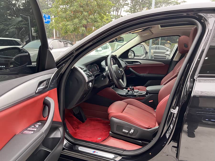 BMW X5 2023 car image #12