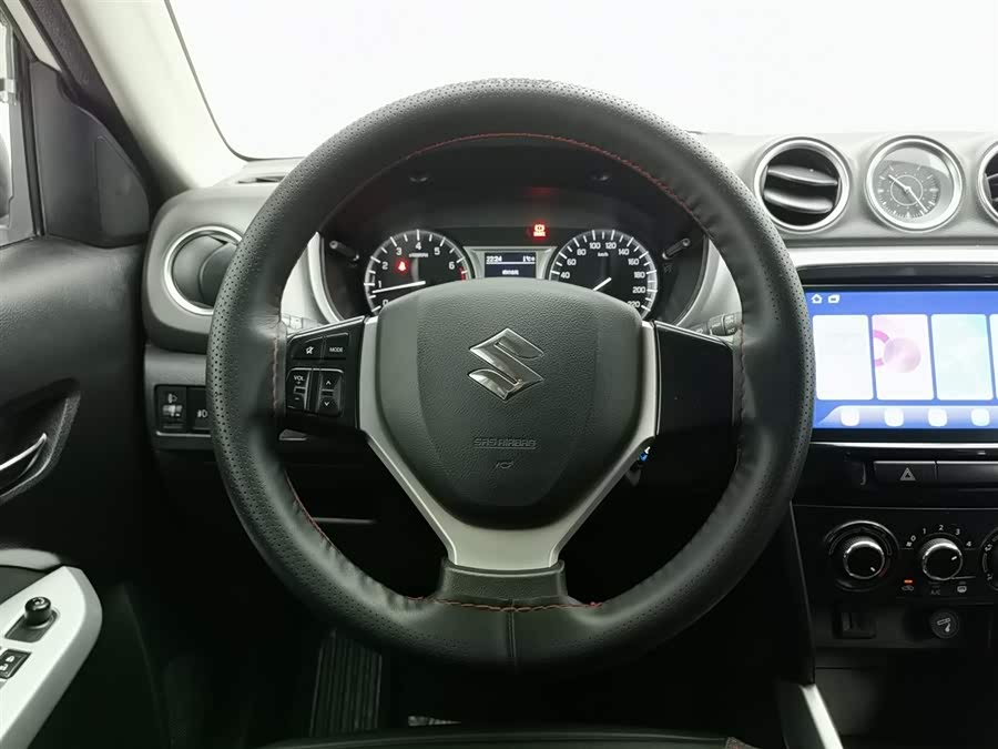 Suzuki Vitara 2017 #12 Suzuki Vitara 2017 car image #12