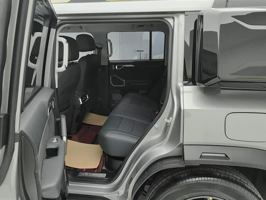 Jetour Traveller 2023 car image #12