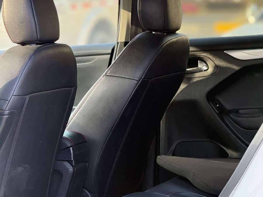 Citroen C3-XR 2015 car image #12