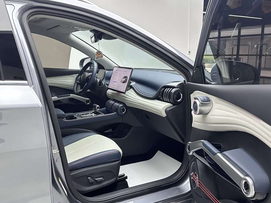 BYD Yuan Plus 2023 car image #12