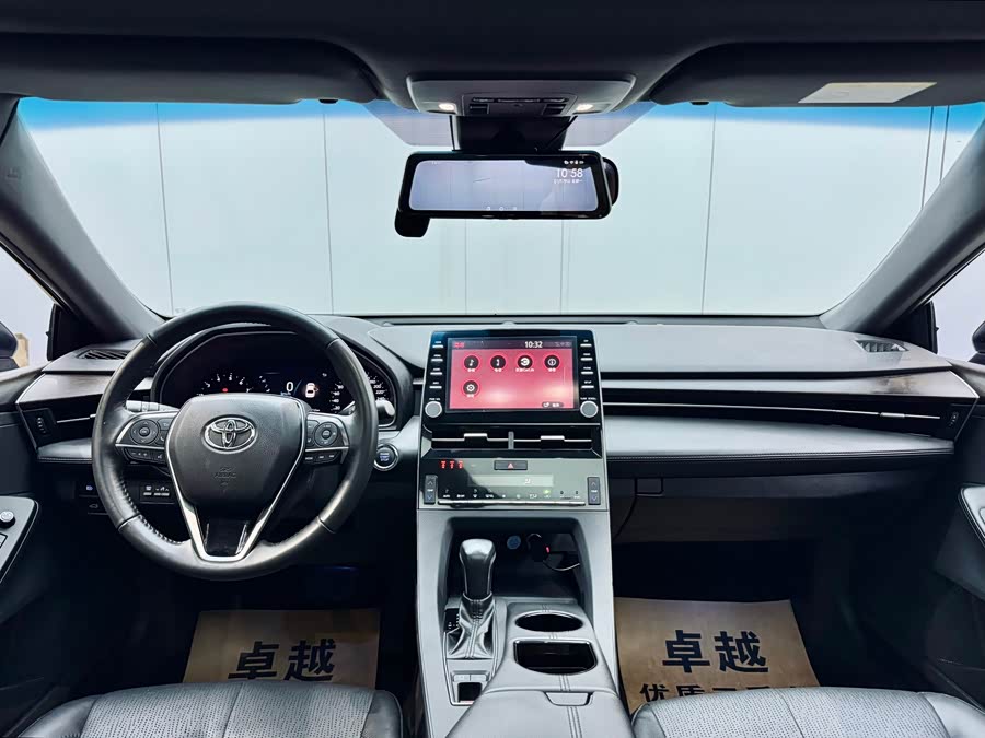 Toyota Avalon 2021 car image #12