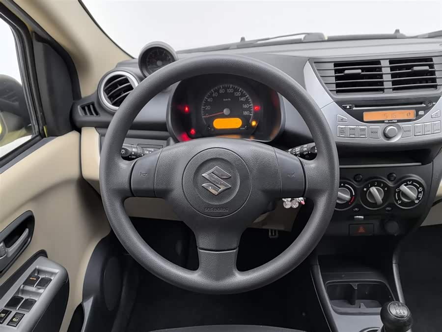 Suzuki Alto 2012 car image #12