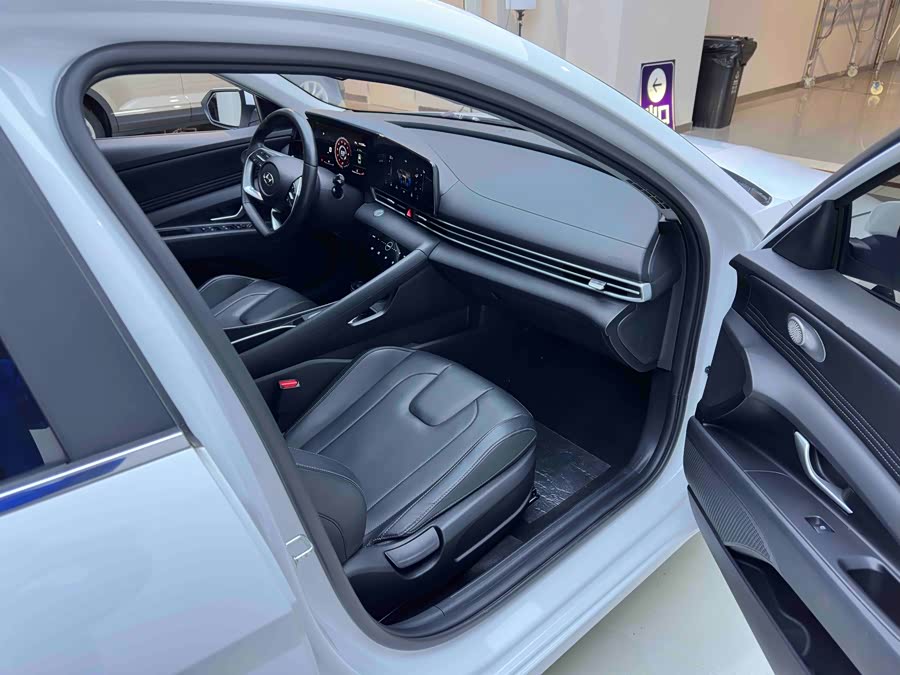 现代 伊兰特 2022 汽车图片 #12