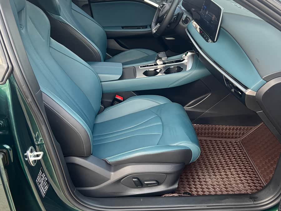 MG 7 2025 car image #12