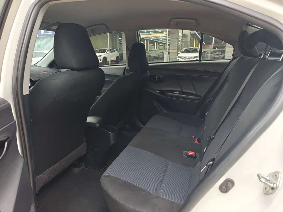 Toyota Yaris L Zhixiang 2021 صورة سيارة #12