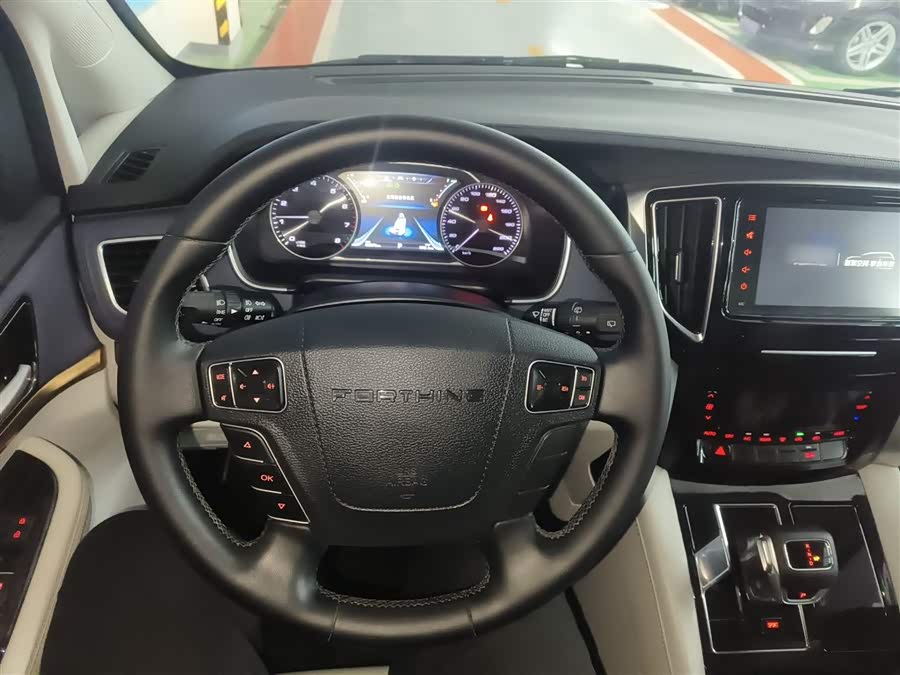 Forthing M7 2022 #12 Forthing M7 2022 immagine di auto #12