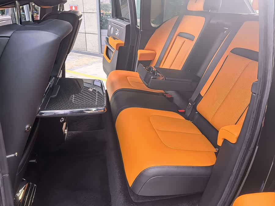 劳斯莱斯 库里南 2021 汽车图片 #12