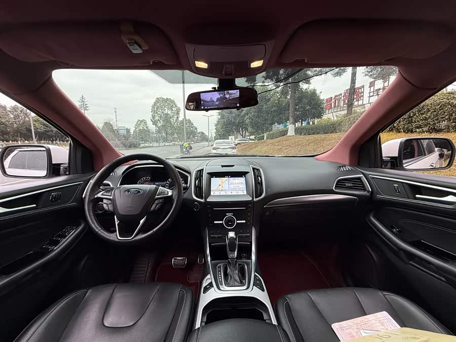 Ford Edge 2018 car image #12