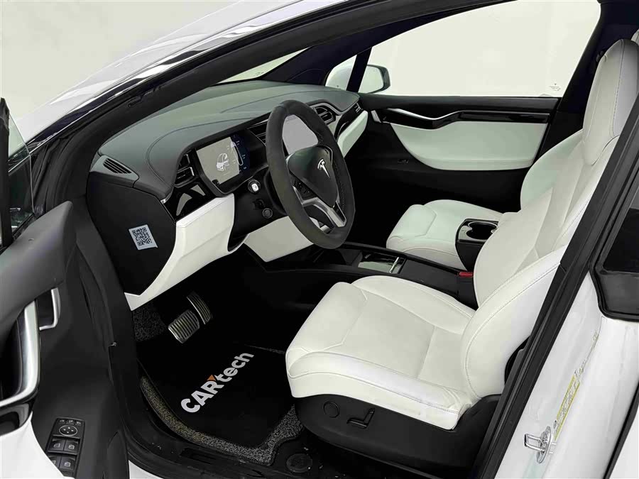 Tesla Model X 2018 #12 Tesla Model X 2018 car image #12