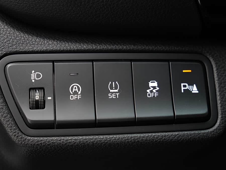 Kia Seltos 2023 #12 Kia Seltos 2023 car image #12