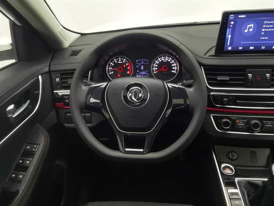 Forthing T5 L 2020 صورة سيارة #12