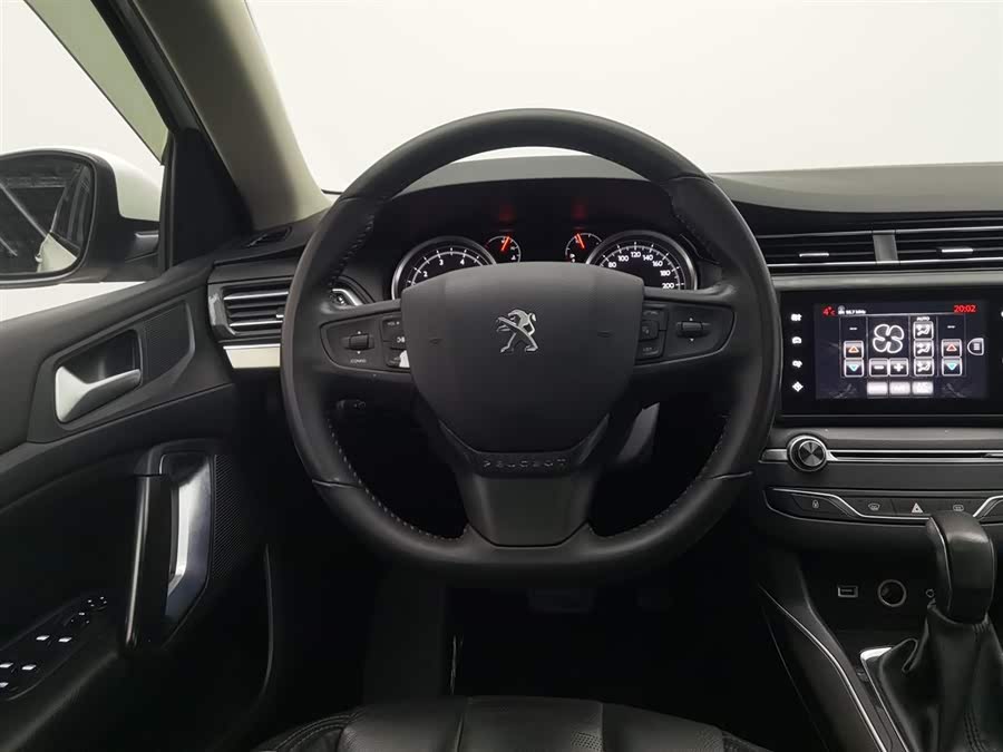 Peugeot 408 2016 car image #12