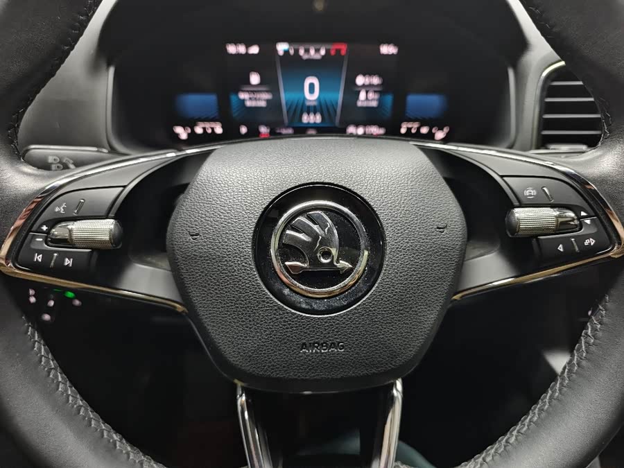 Skoda Karoq 2022 изображение автомобиля #12