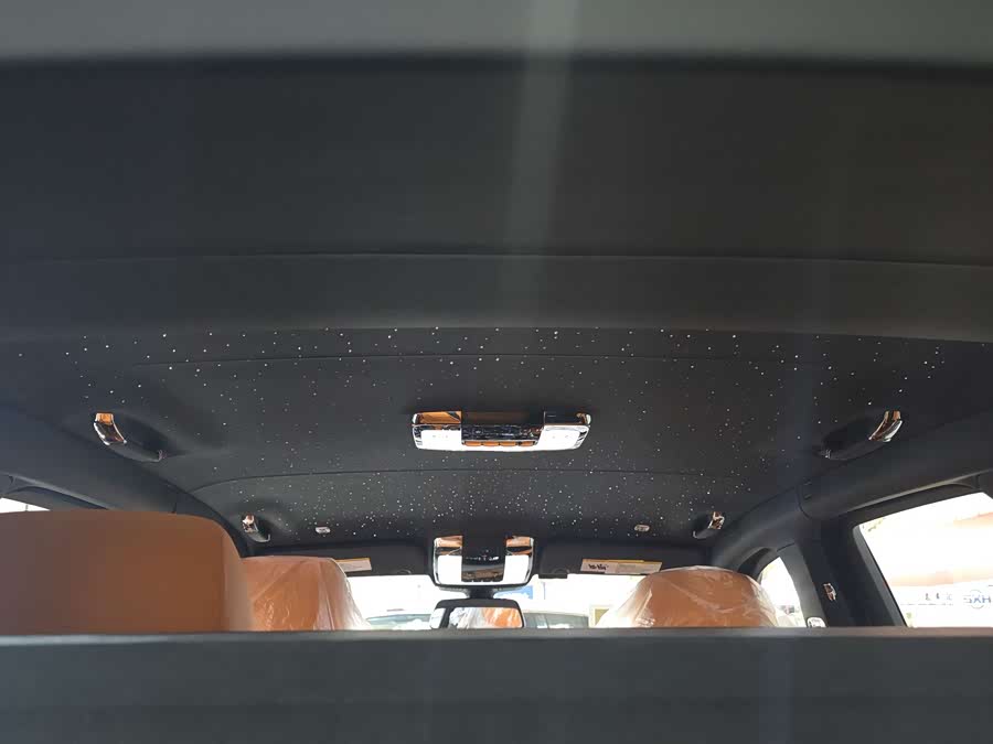 Rolls-Royce car image #12