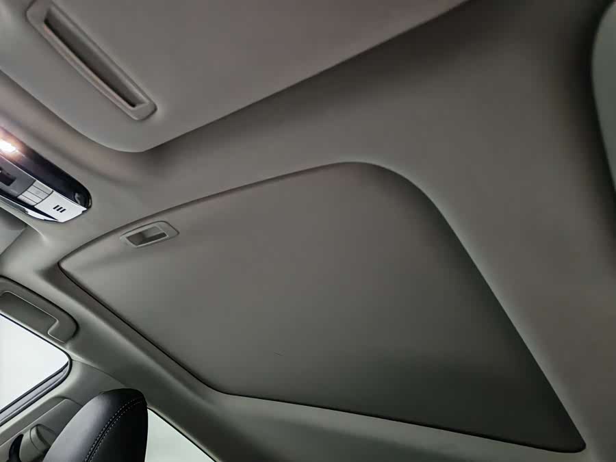 Toyota Harrier 2023 immagine di auto #12