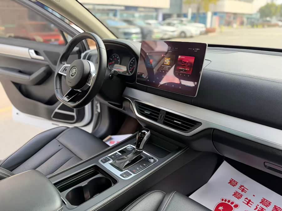 BYD Tang 2020 immagine di auto #12