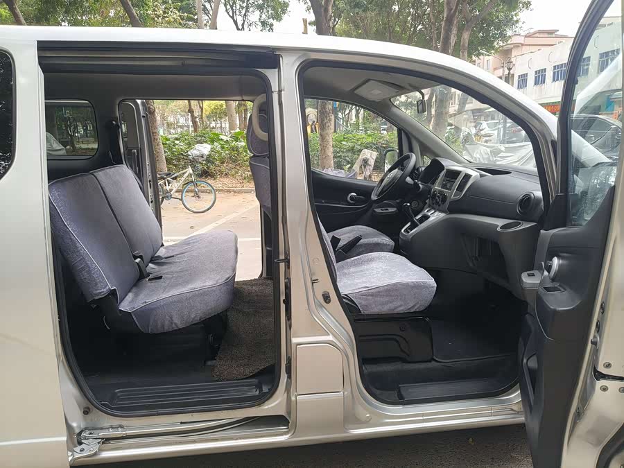 日产 日产NV200 2011 汽车图片 #12