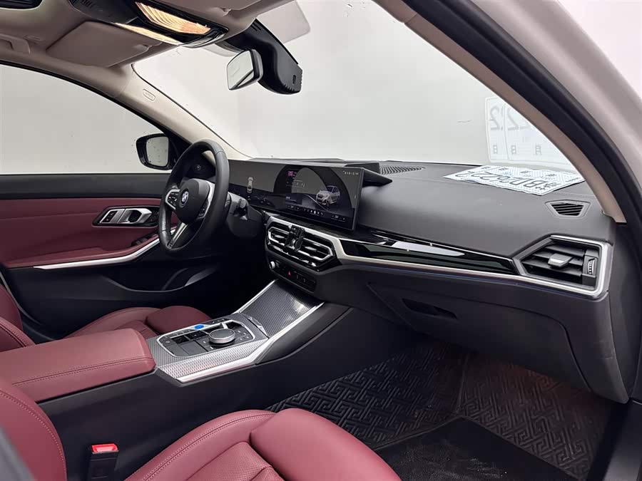 BMW i3 2023 car image #12