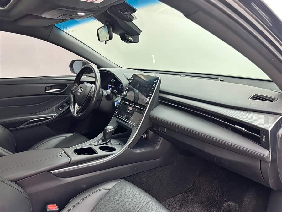 Toyota Avalon 2020 car image #12