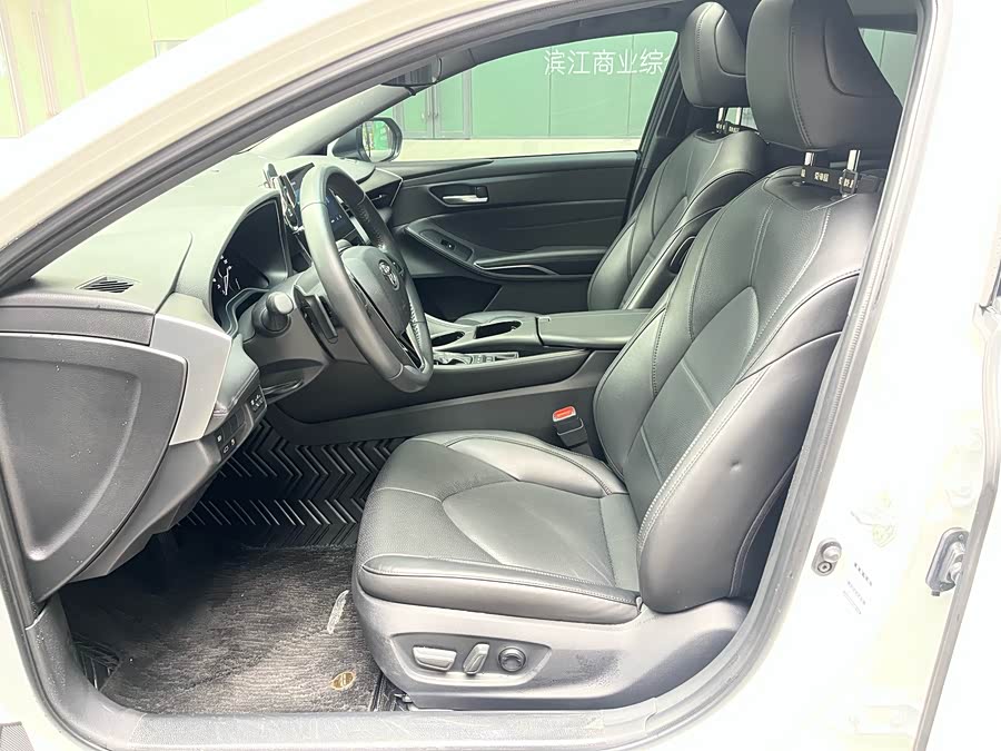 Toyota Avalon 2024 immagine di auto #12