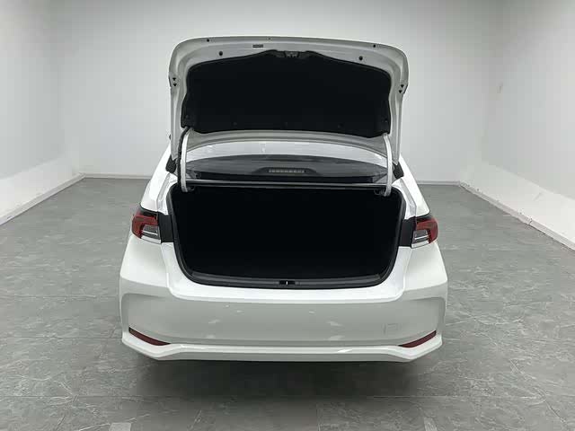 Toyota Corolla 2023 car image #12