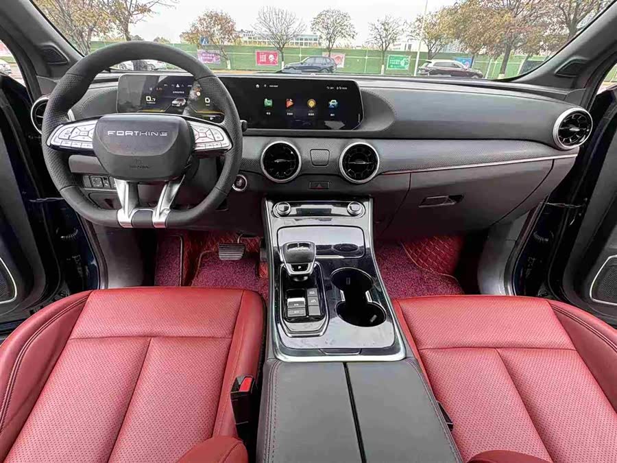 Forthing T5 EVO 2022 car image #12