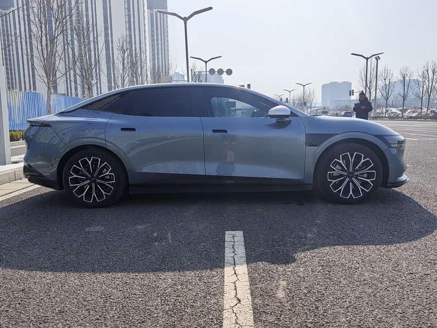 极氪 极氪007 2024 汽车图片 #12