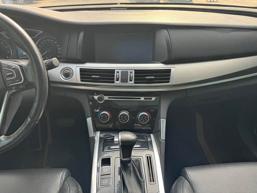 Haval H7 2016 car image #12