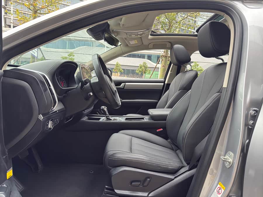 BYD Tang 2018 car image #12