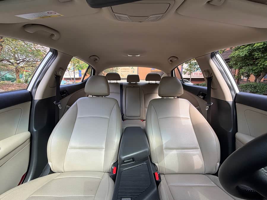 Kia K5 2019 immagine di auto #12
