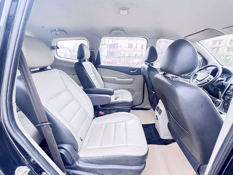 Forthing S500 2016 car image #12