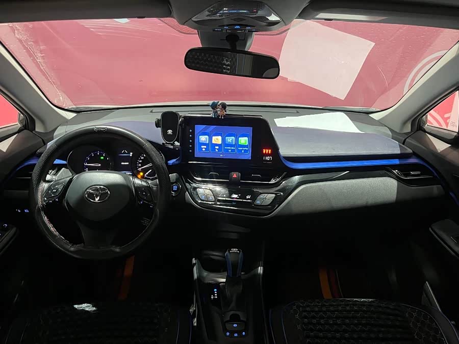 Toyota C-HR 2023 immagine di auto #12
