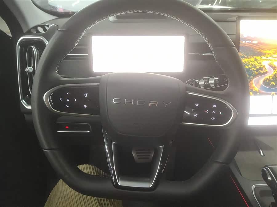 Chery Exploration 06 2024 immagine di auto #12