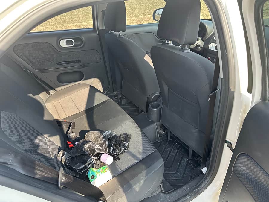 MG 3 2012 car image #12