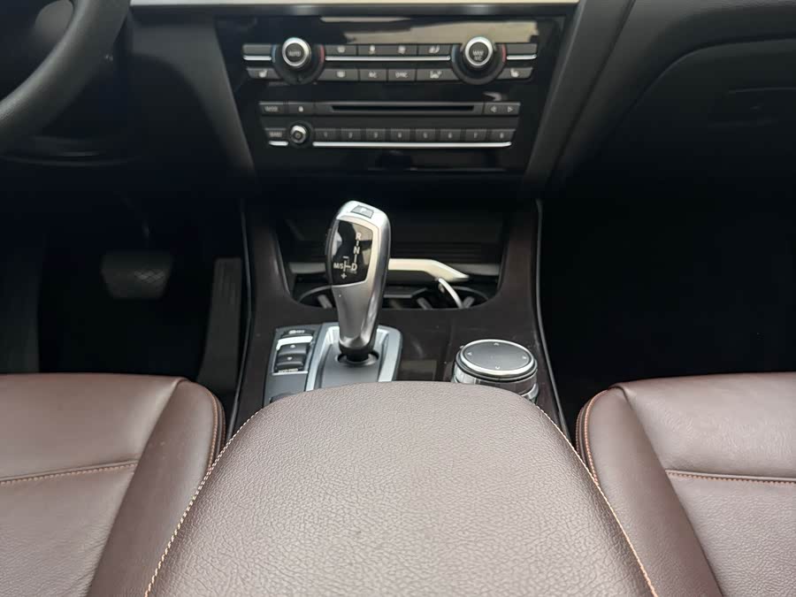 BMW X3 (Imported) 2017 immagine di auto #12