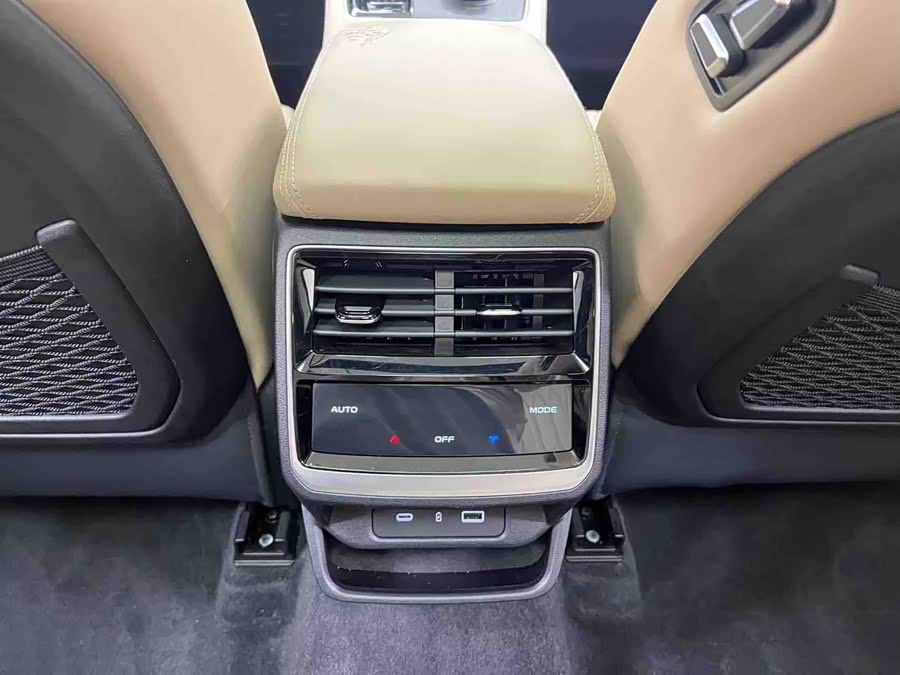 GEELY Monjaro 2024 immagine di auto #12