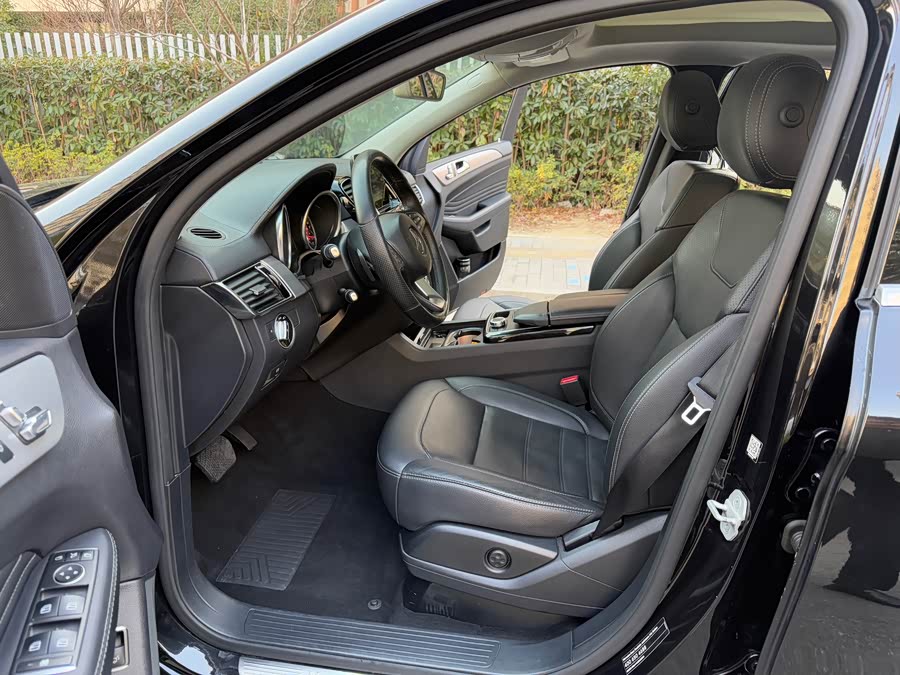 Mercedes-Benz GLE Coupe 2017 #12 Mercedes-Benz GLE Coupe 2017 car image #12