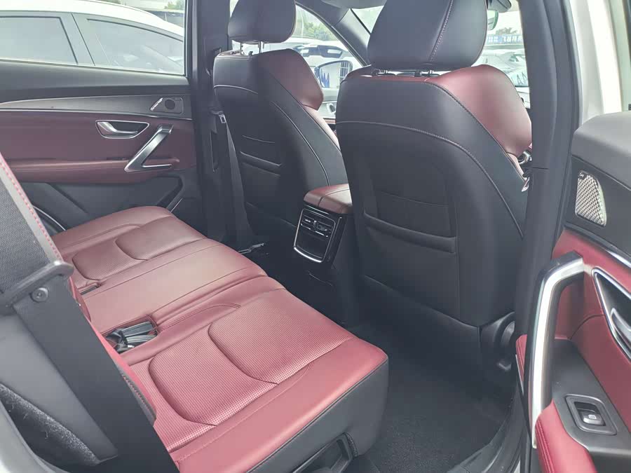 Jetour X70 PLUS 2022 car image #12