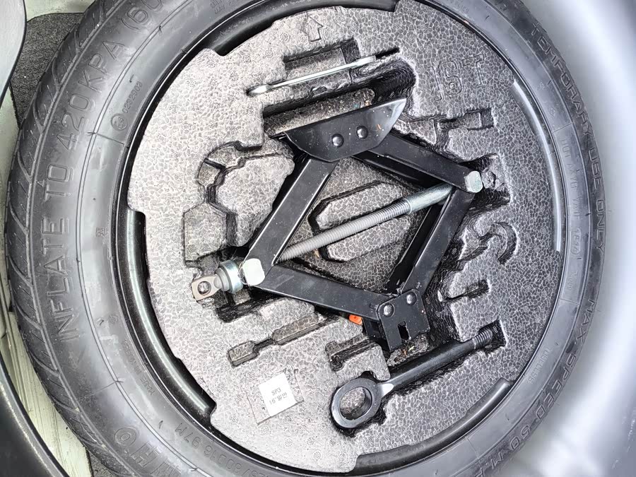 Hyundai Veloster 2014 #12 Hyundai Veloster 2014 car image #12