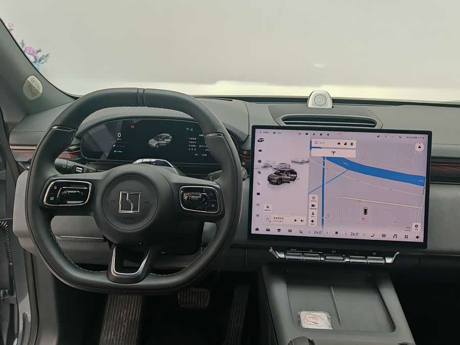 Zeekr 7X 2024 car image #12