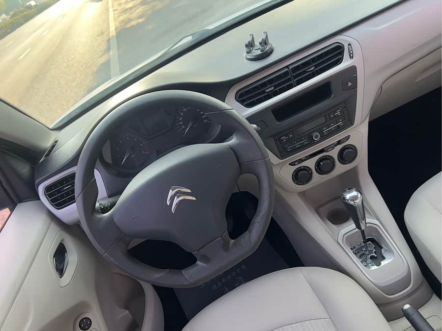 Citroen C-Elysée 2015 صورة سيارة #12