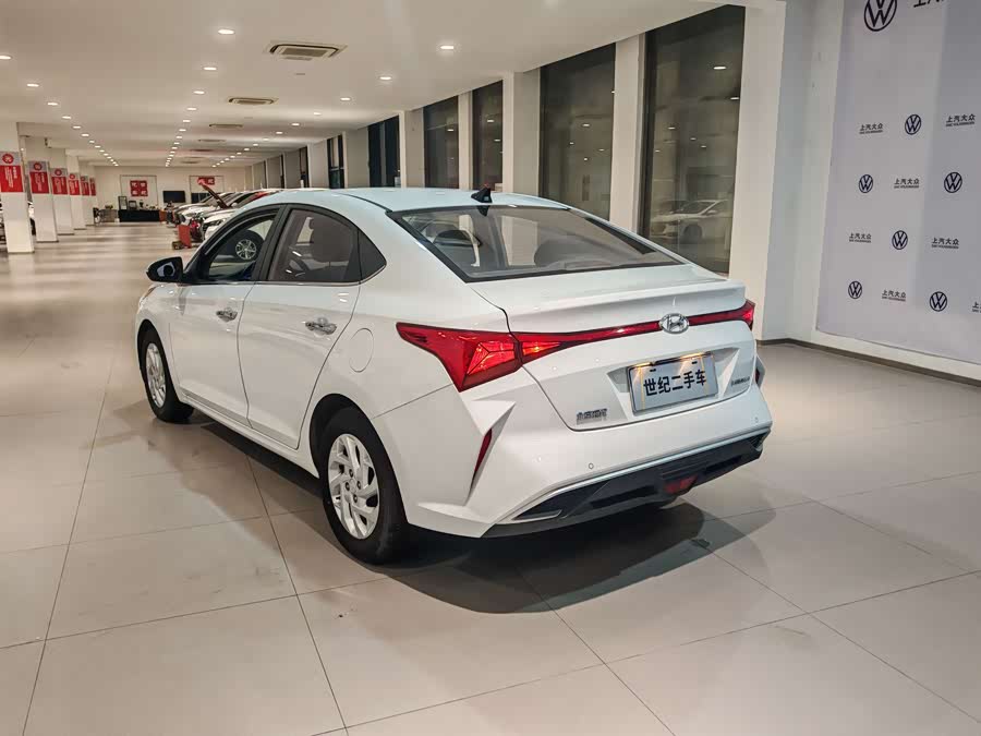 Hyundai Verna 2020 immagine di auto #12
