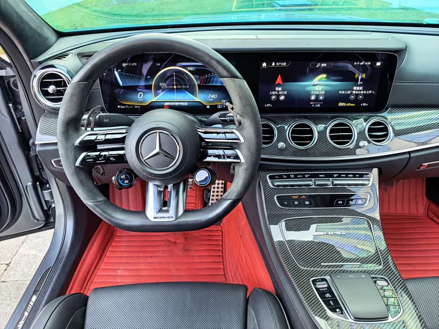 Mercedes-Benz E AMG 2021 صورة سيارة #12
