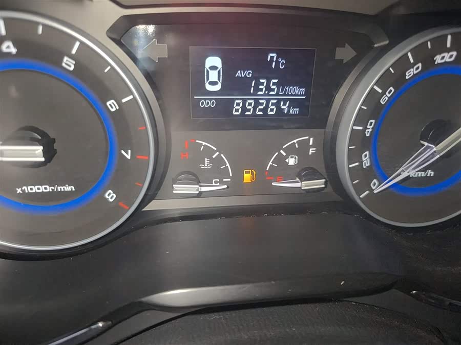 Changan Alsvin V7 2015 imagem de carro #12