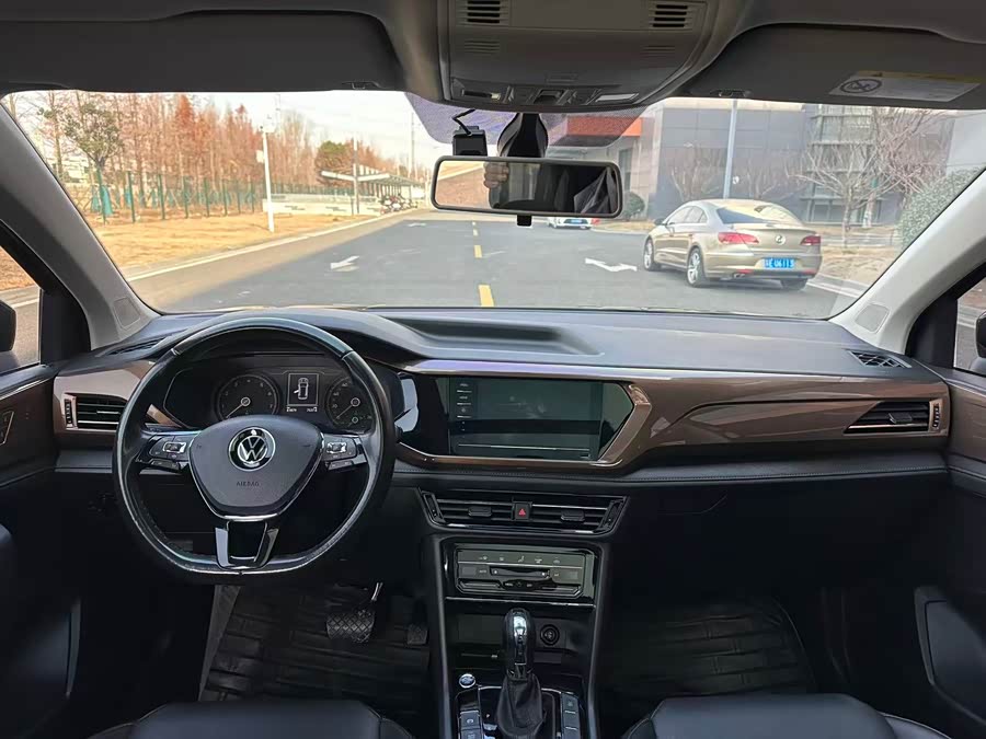 Volkswagen Tharu 2020 #12 Volkswagen Tharu 2020 car image #12